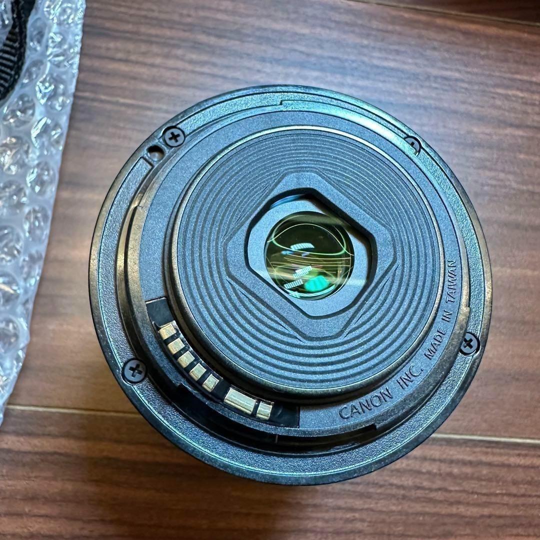 Canon EOS Kiss X9 EF-S 18-55mm ほぼ新品 0309