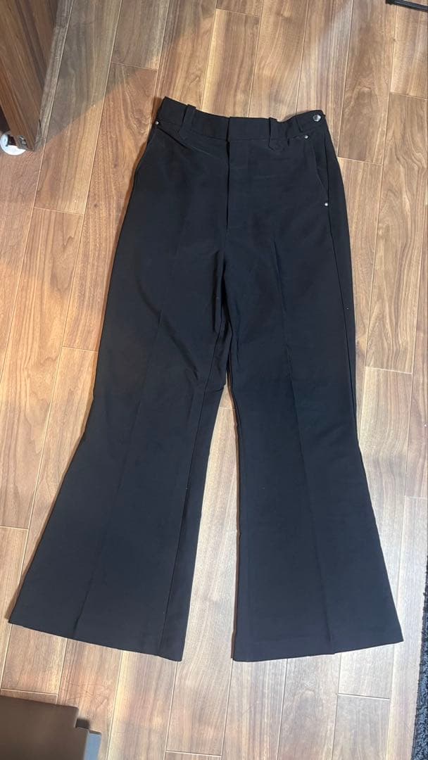 Jent Louis フレアスラックス