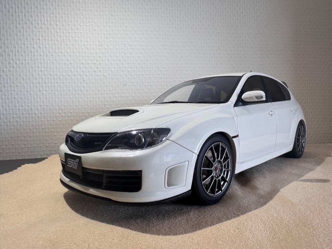 スバル WRX STI ホワイト ミニカー1/18