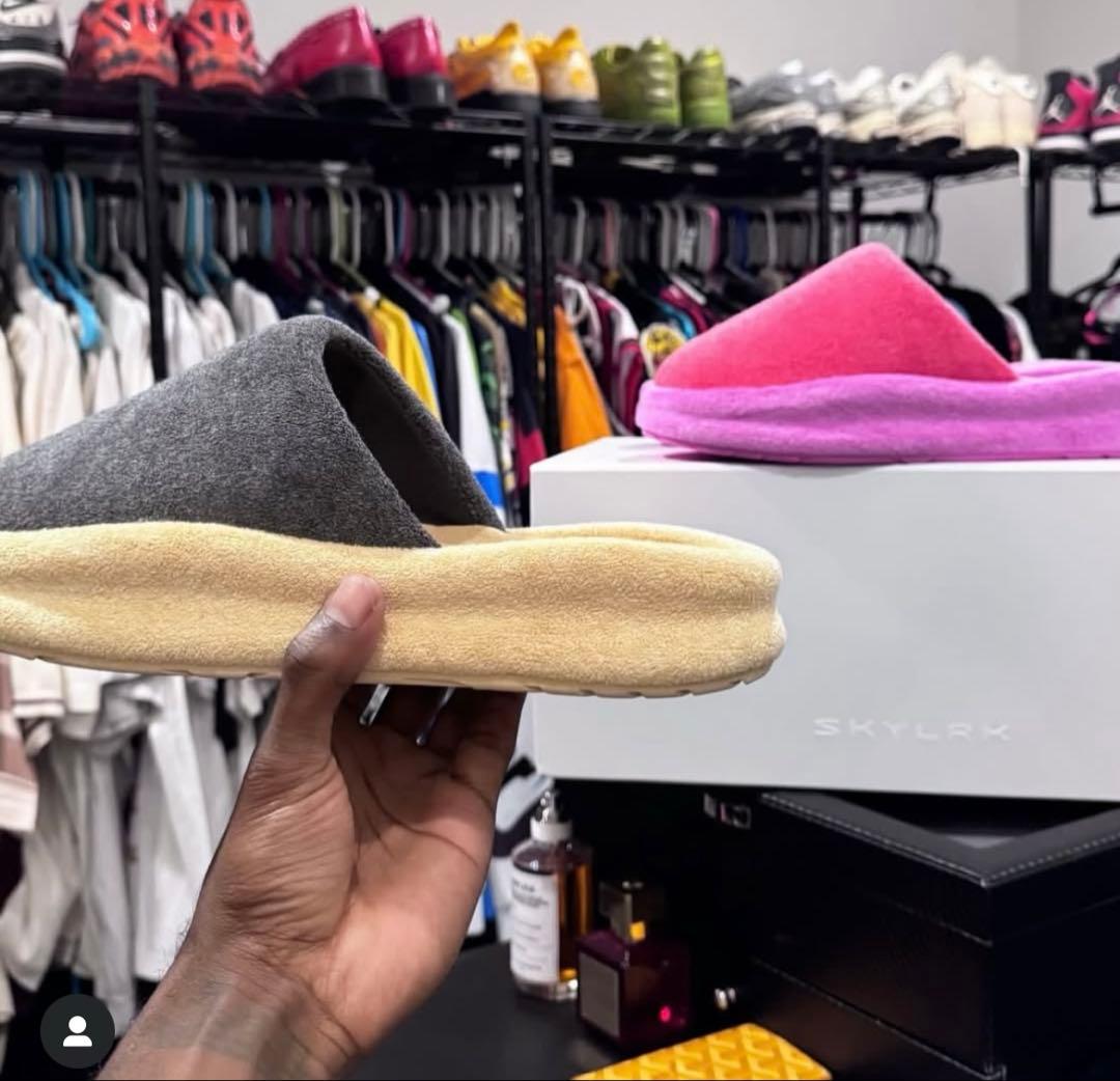 SKYLRK REST SLIPPER ※即完売品