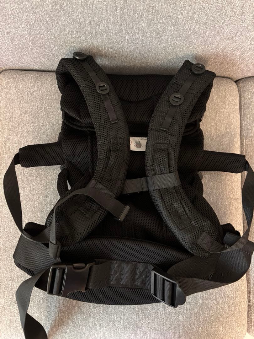 【美品】 AILEBEBE エールべべ 抱っこ紐 ブラック