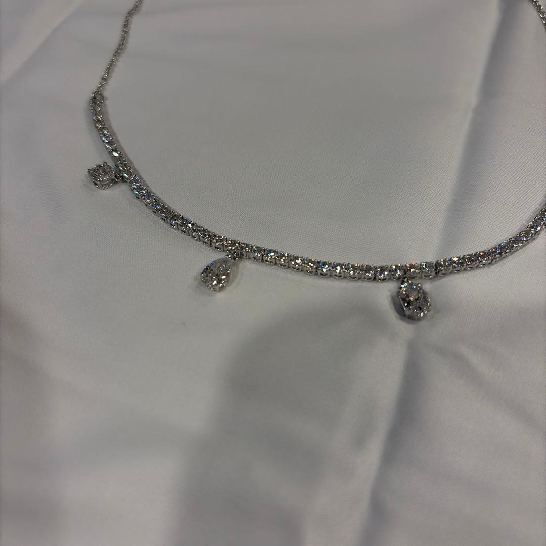 スワロフスキー ネックレス