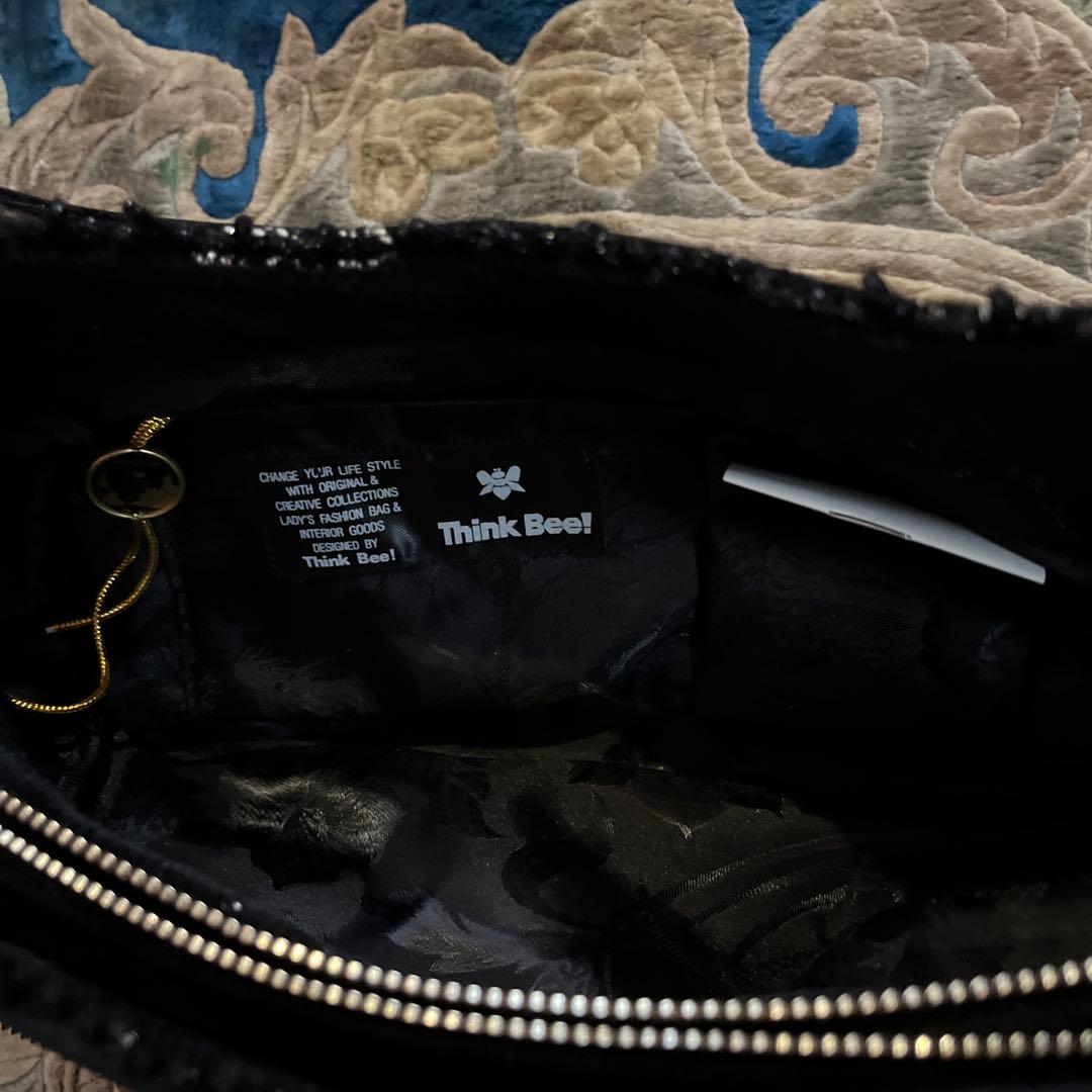 Think Bee! 雪の結晶刺繍の黒いベロアバック （アナと雪の女王シリーズ）