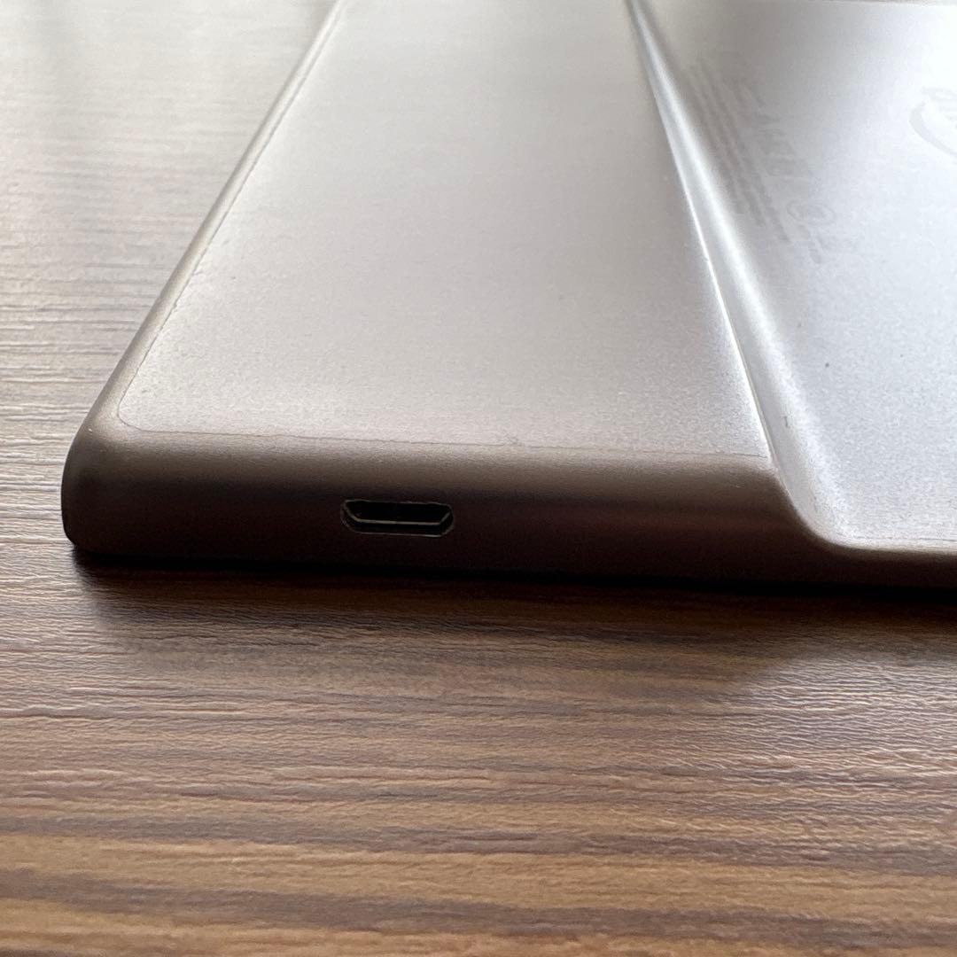 Amazon Kindle Oasis 本体　第11世代