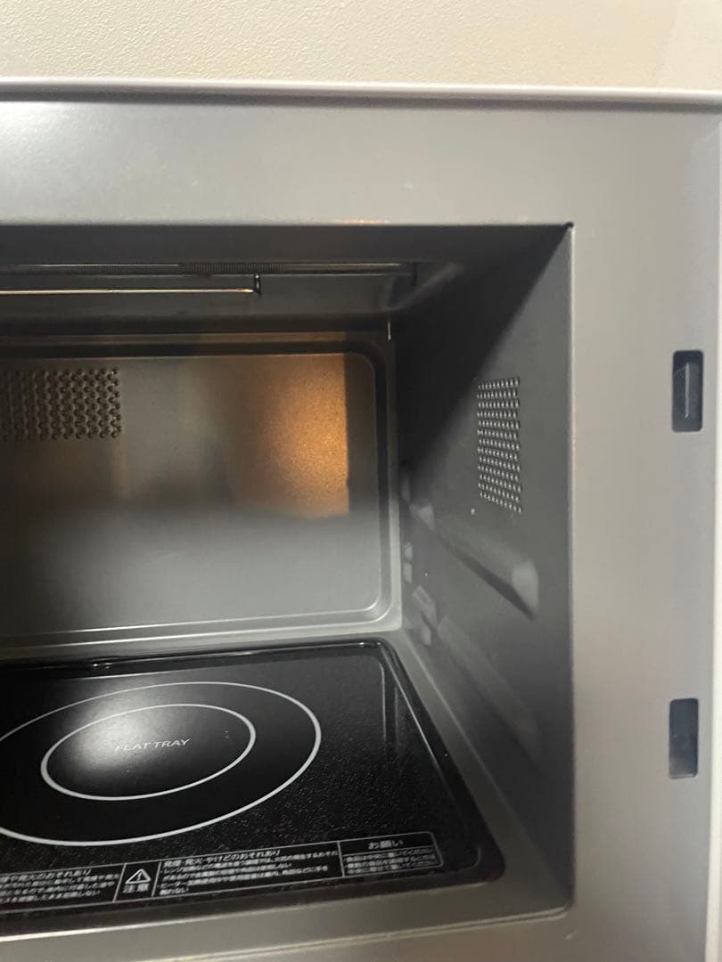 未使用近い　東芝 オーブンレンジ 2022年製　フラット庫内 ホワイト 16L