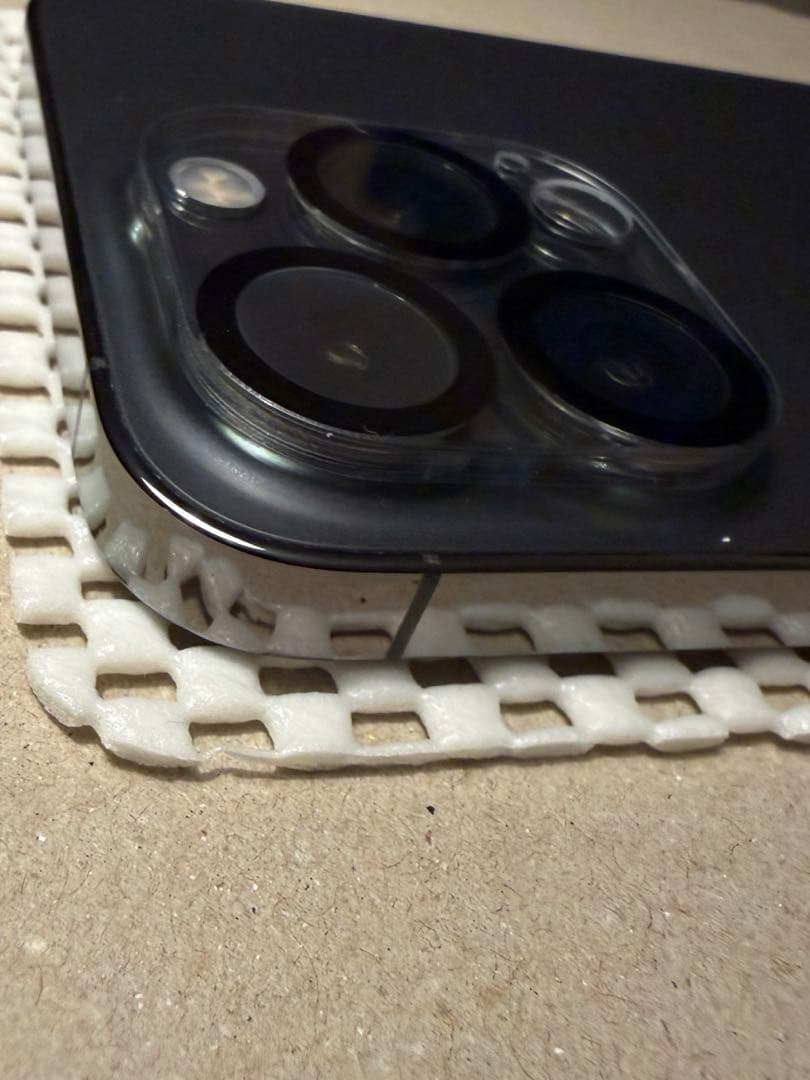 U*n様 美品 iPhone 13 Pro 256GB グラファイト 画面フィル