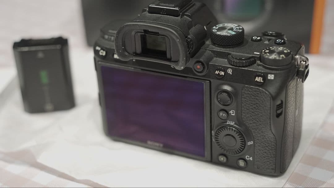 SONY α7 III ミラーレス一眼 本体　クイックリリースプレート付き