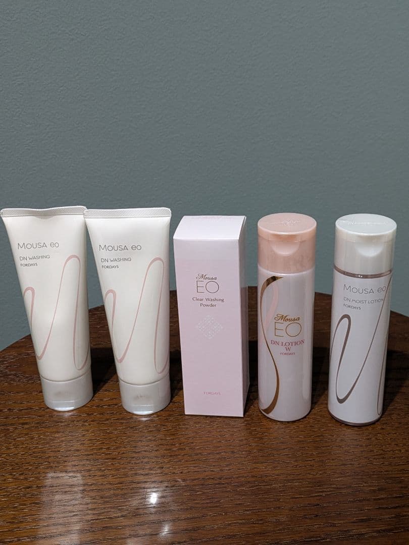 【未開封、未使用】フォーデイズ　洗顔＆化粧水セット