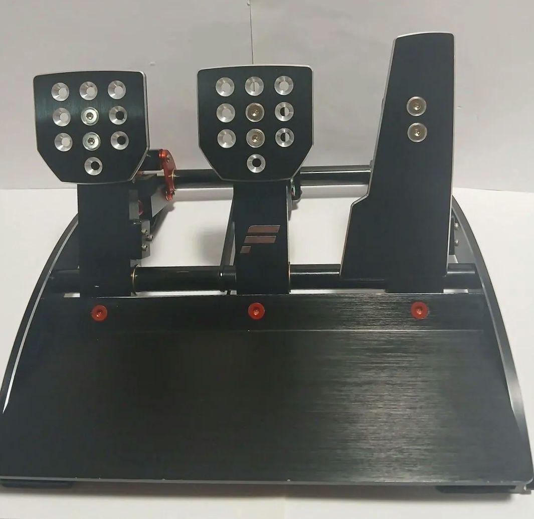 Fanatec ClubSport V3ペダルセット