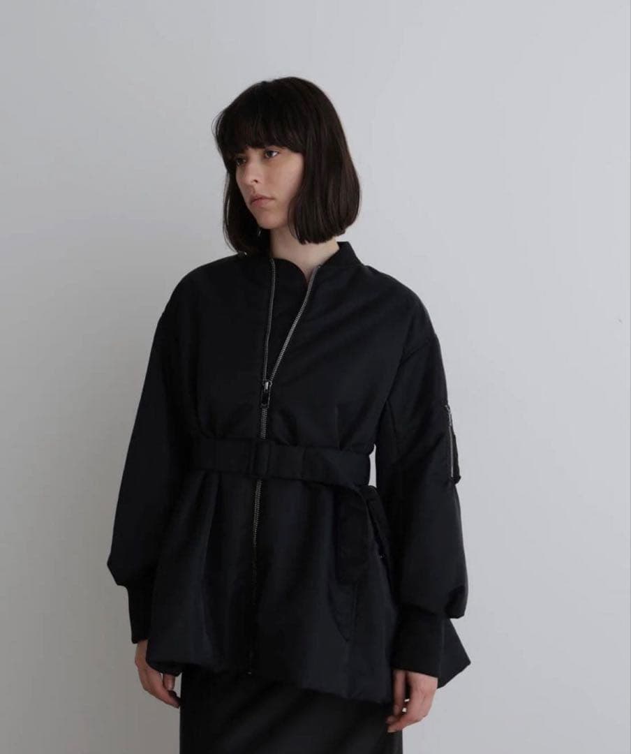 【完売】LE PHIL ナイロンウエストベルトパフィージャケット　2025AW