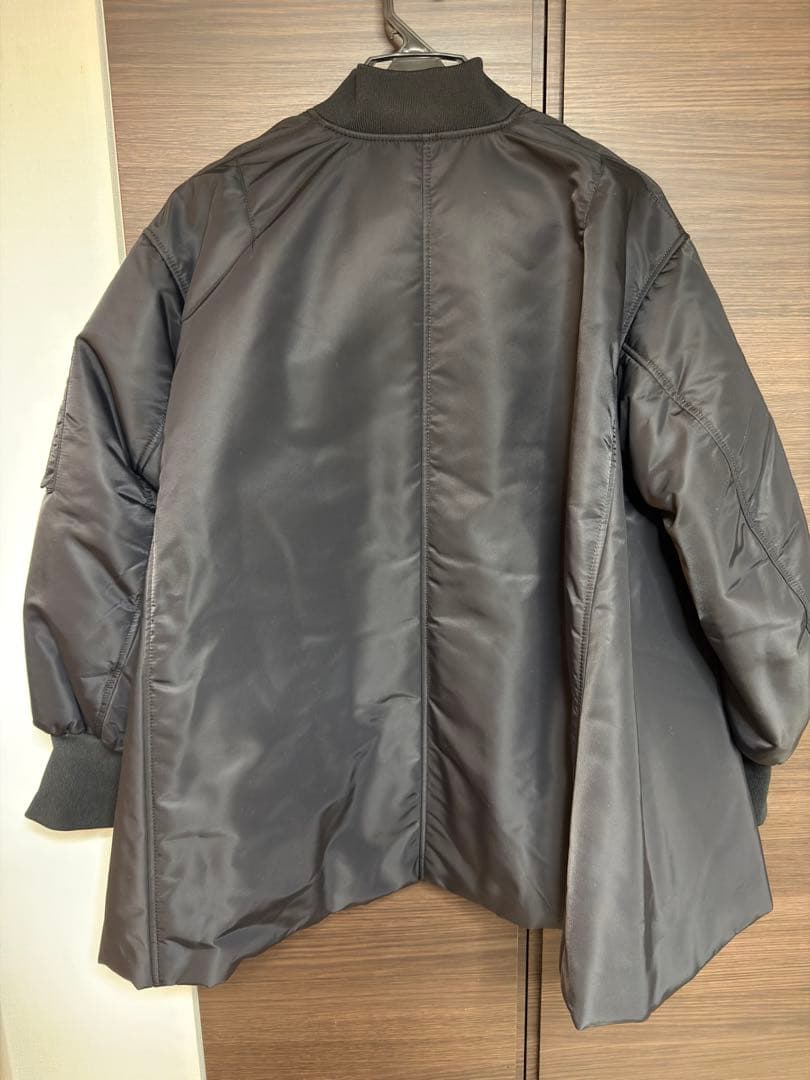 【完売】LE PHIL ナイロンウエストベルトパフィージャケット　2025AW