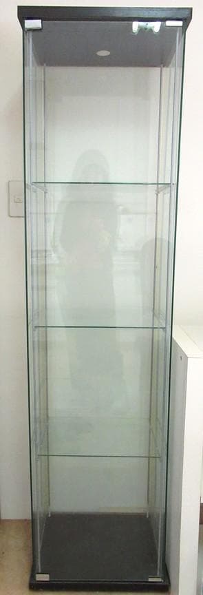 ガラスケース IKEA イケア DETOLF デトルフ 4段 匿名配送 送料込