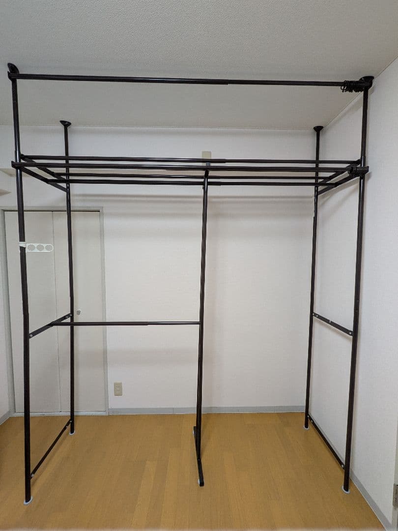 突っ張り　クローゼット　ハンガー　ワードローブ