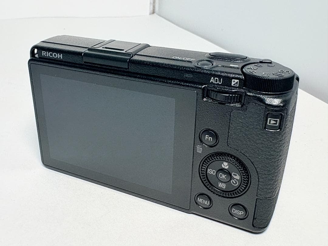 僅か1398ショット リコー GR IIIx