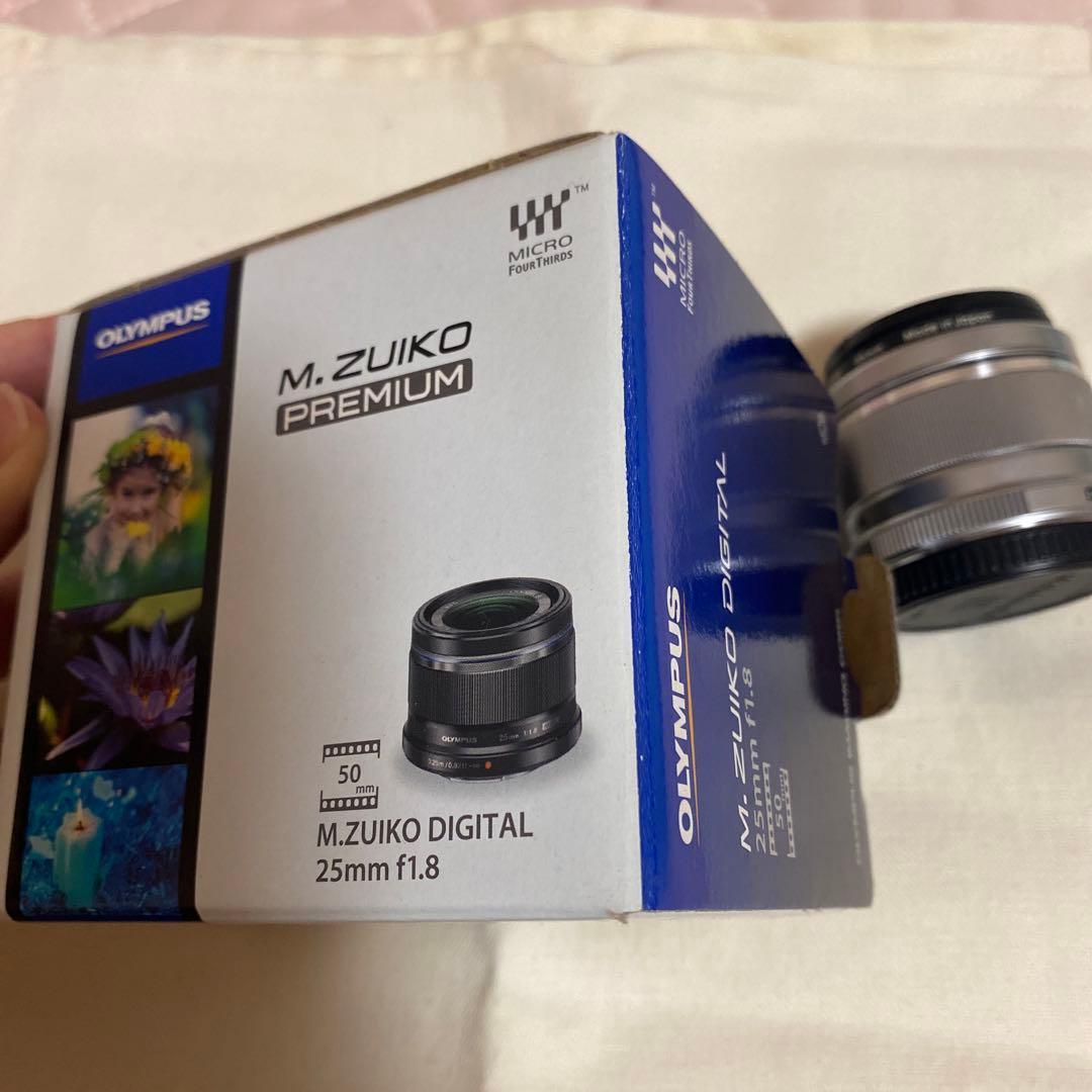 OLYMPUS M25F1.8 シルバー