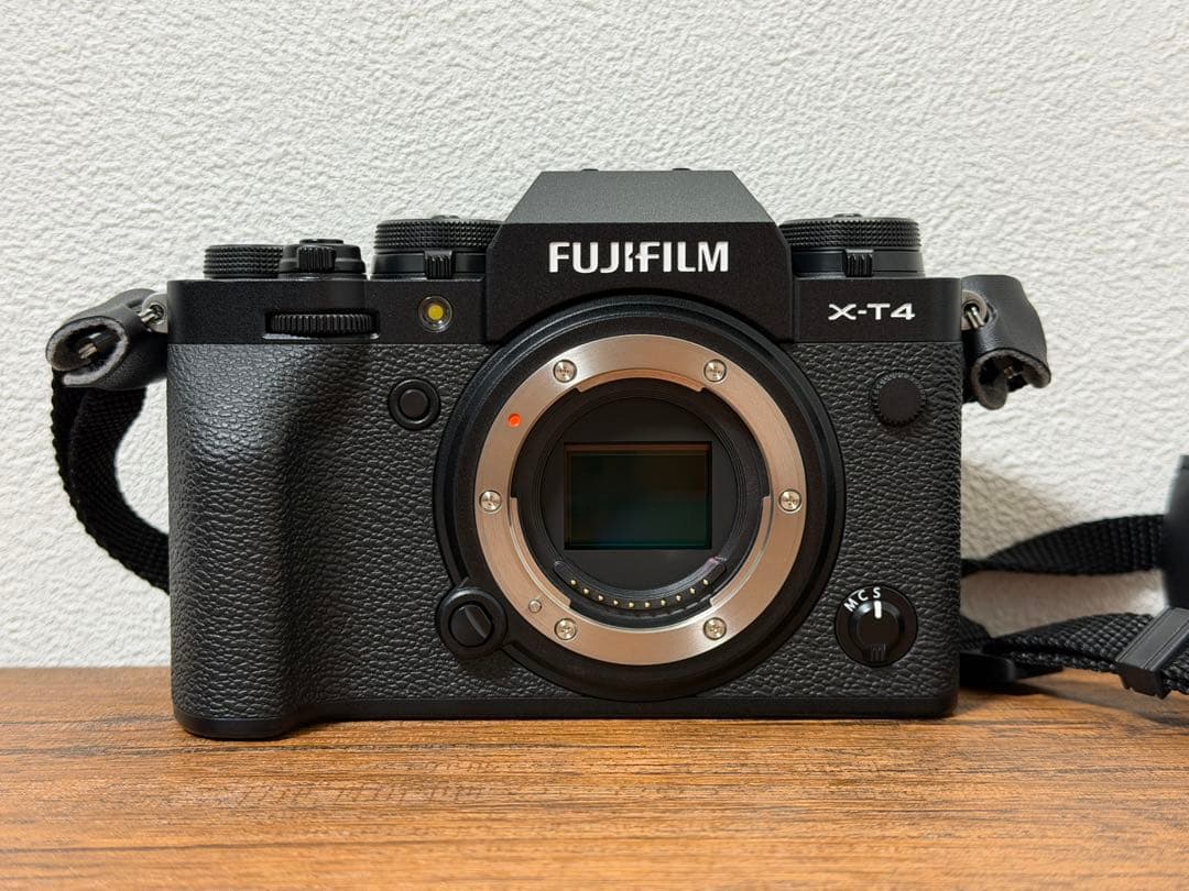 FUJIFILM X-T4 ミラーレスカメラ ショット数534枚