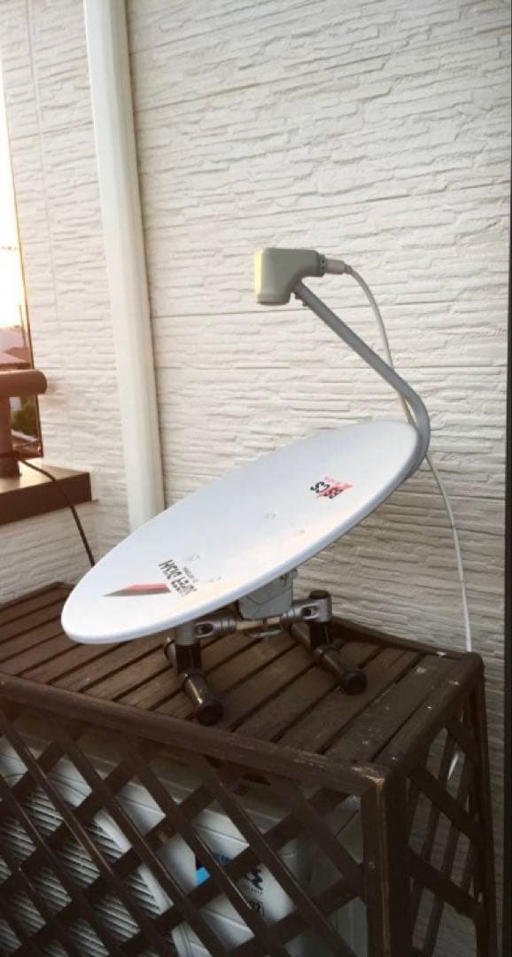 BS・110°CSアンテナ（2K・4K・8K対応）＆室内スタンド横置きセット品