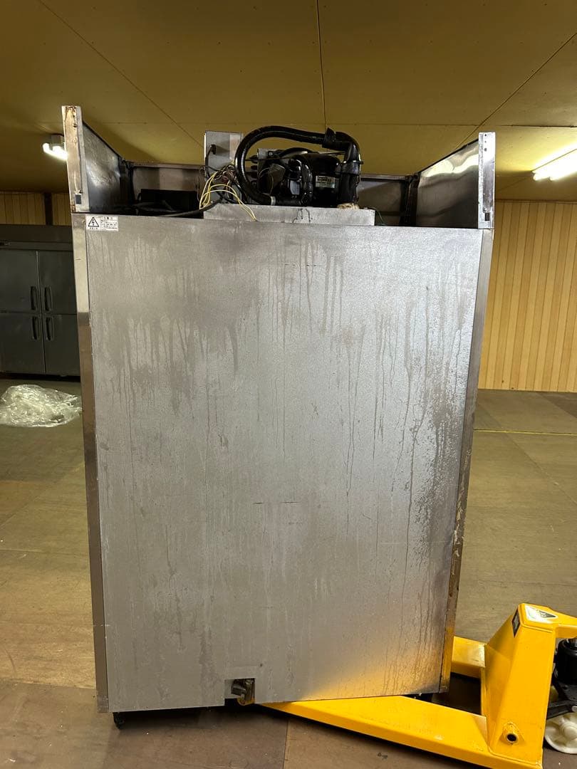 縦型冷蔵庫　フクシマガリレイ