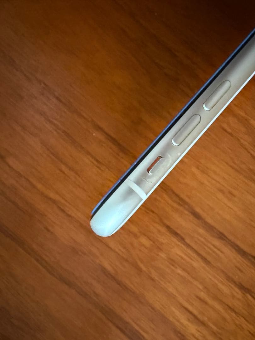 Apple iPhone 11 ホワイト 本体 128gb