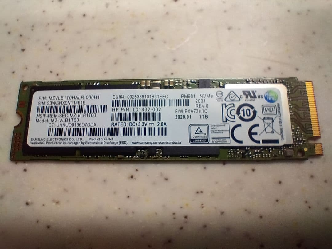 Samsung 1TB NVMe SSD M.2 動作確認済み 送料無料