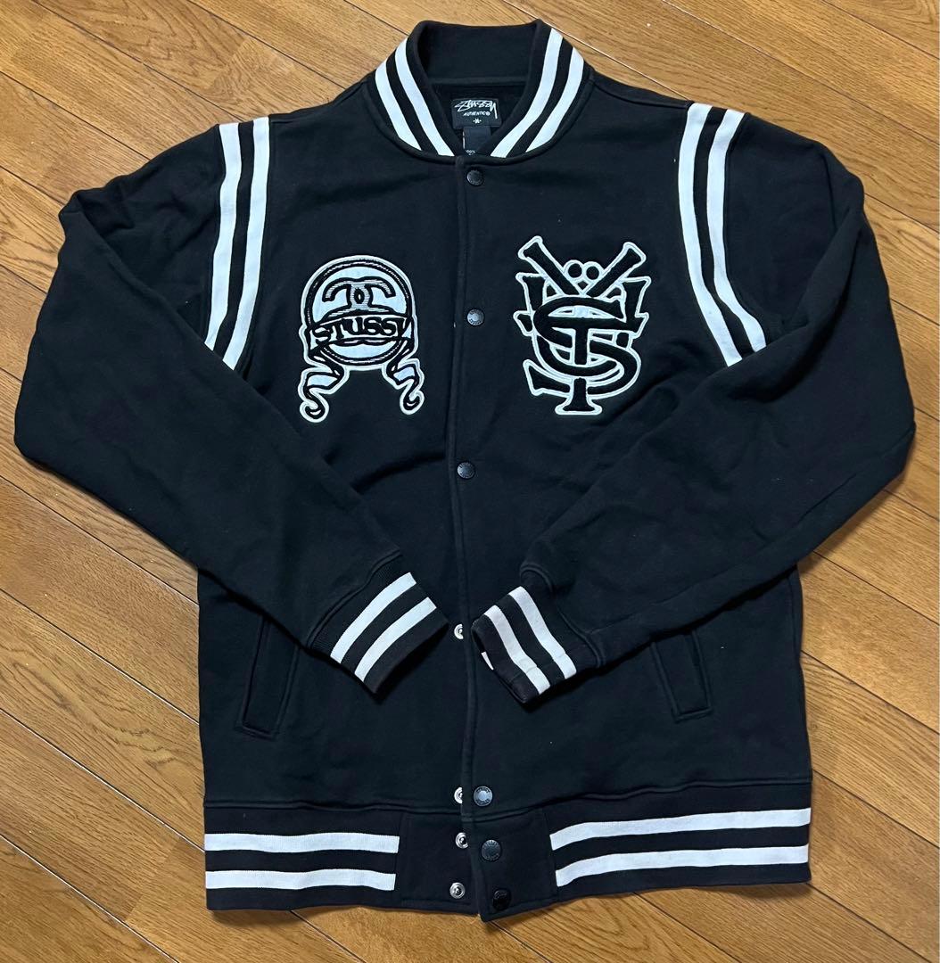 ステューシー　スウェット　スタジャン【M】刺繍ロゴ　シャネルロゴ　STUSSY