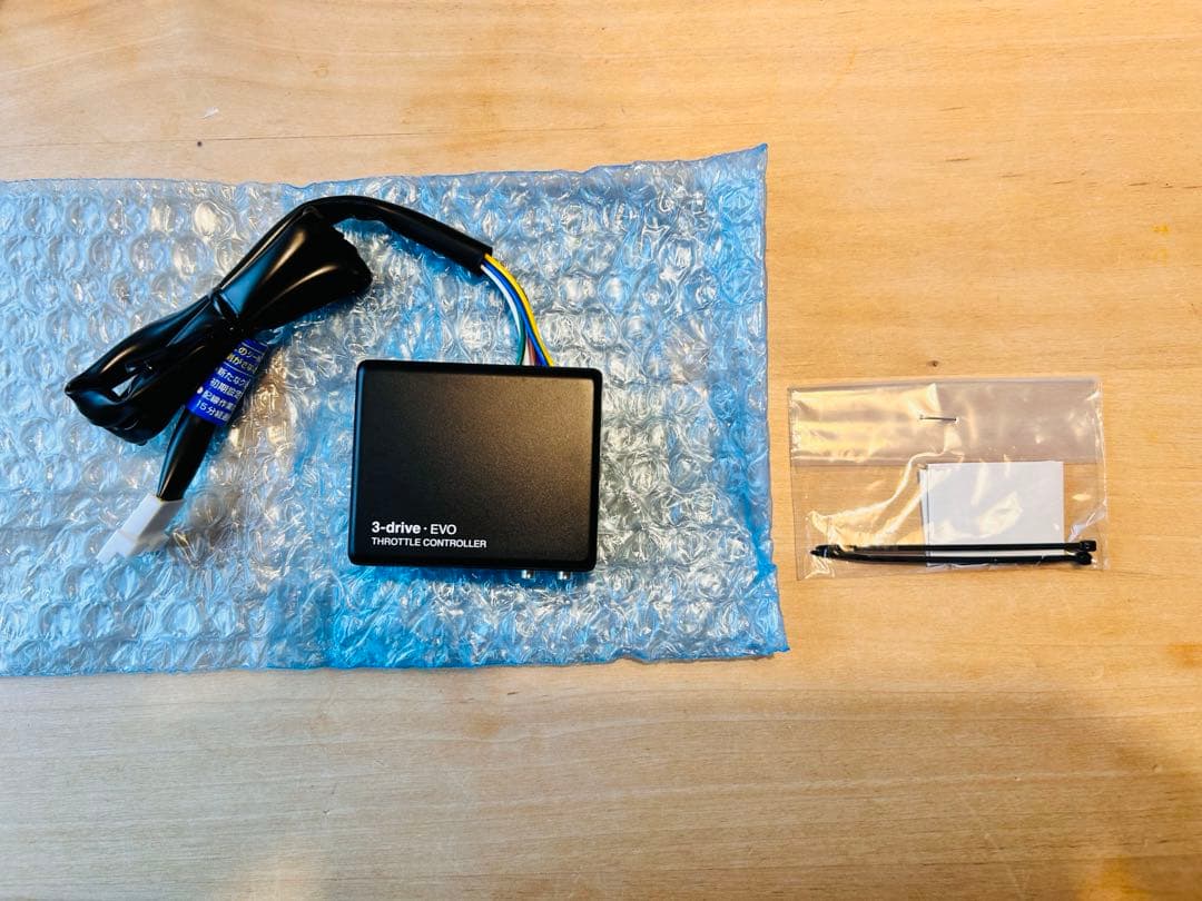 PIVOT スロットルコントローラー、ハーネス・特典付