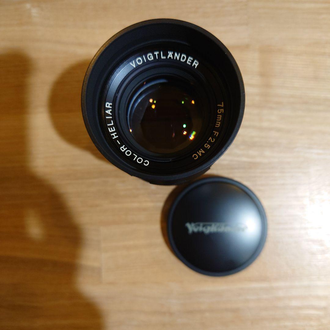 Voigtländer 75mm F2.5 レンズ