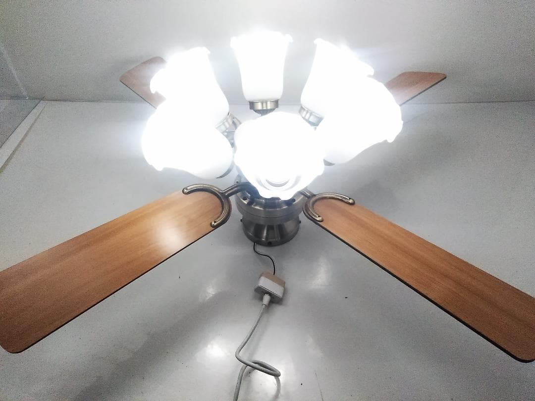 コイズミシーリングファン 8-10畳 リモコン付 BAN0505FR□