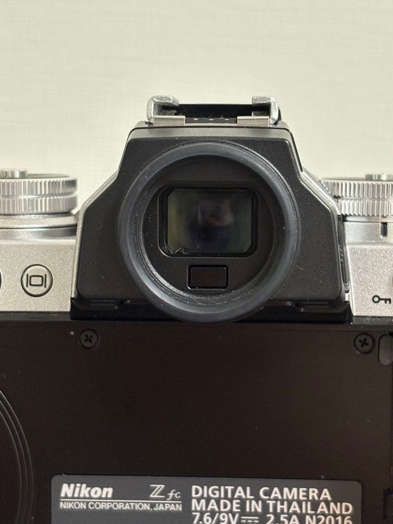 Nikon Z fc ミラーレス一眼 レンズキット付属品付