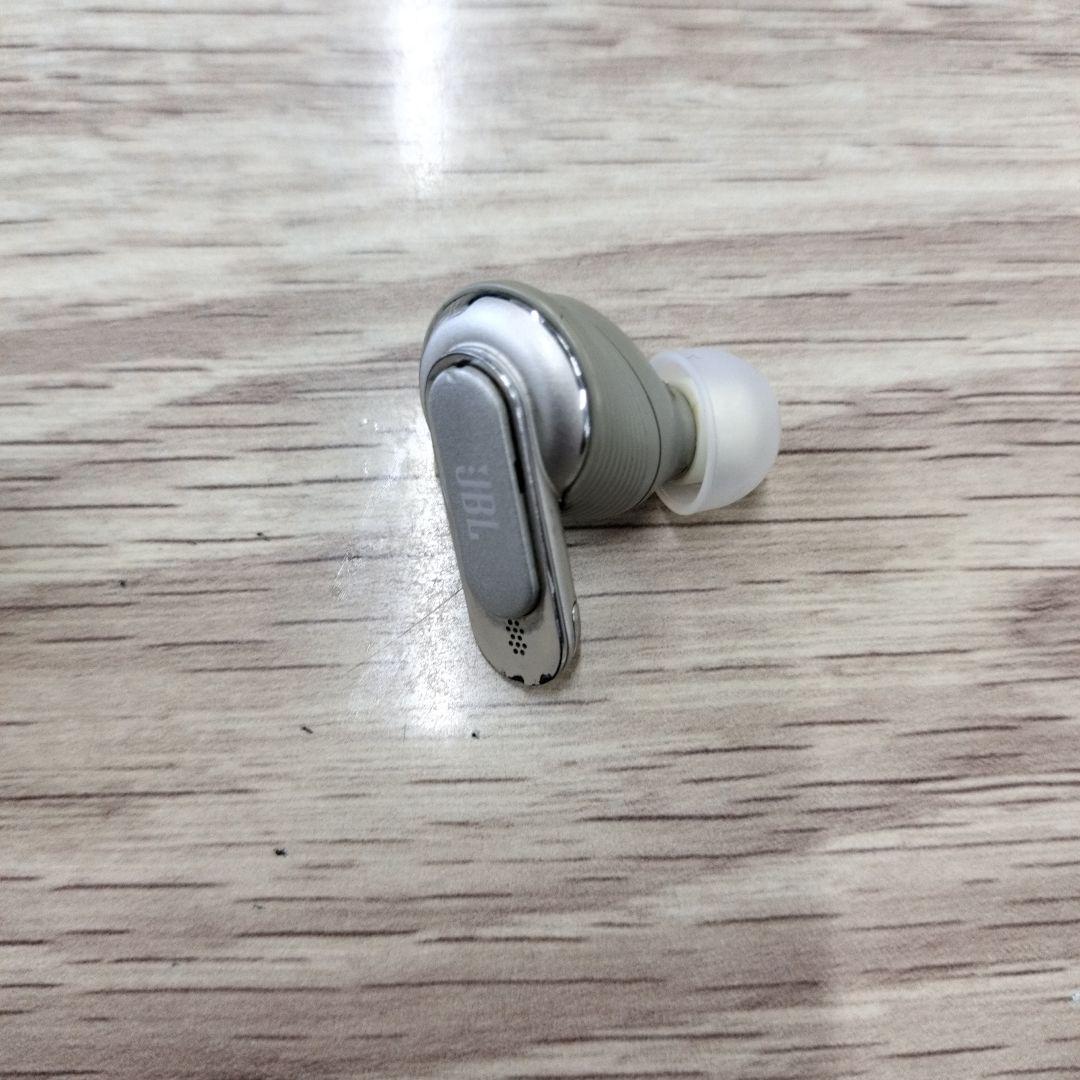 イヤホン JBL tour por 2