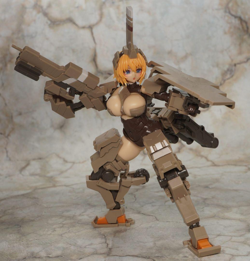 組立済プラモ「フレームアームズ・ガール輝鎚・甲」全パーツ＆未使用デカール付