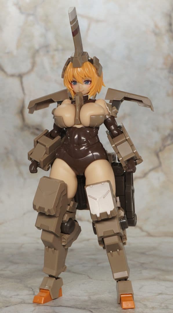 組立済プラモ「フレームアームズ・ガール輝鎚・甲」全パーツ＆未使用デカール付