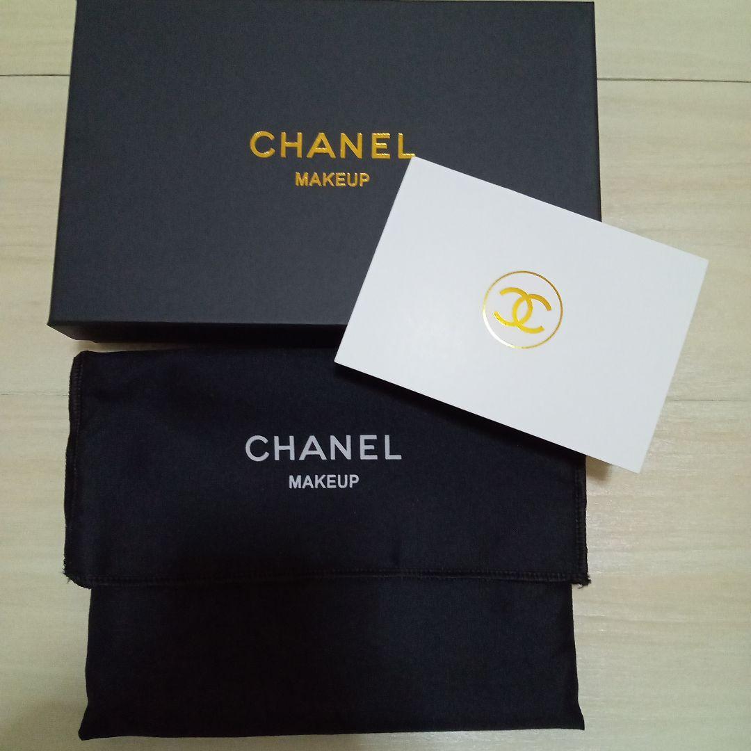 【未使用新品】 CHANEL ノベルティ ポーチ キルティング保存袋付、箱付