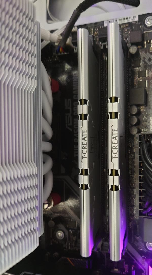 TEAMGROUP 64GB DDR4 メモリー 3200MHz 32GB×2枚