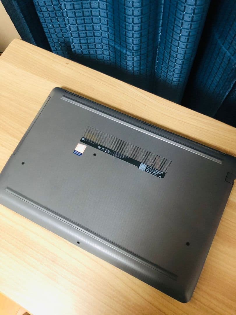 HP Core i5 - 1035G1ノートPC DVDドライブ付き