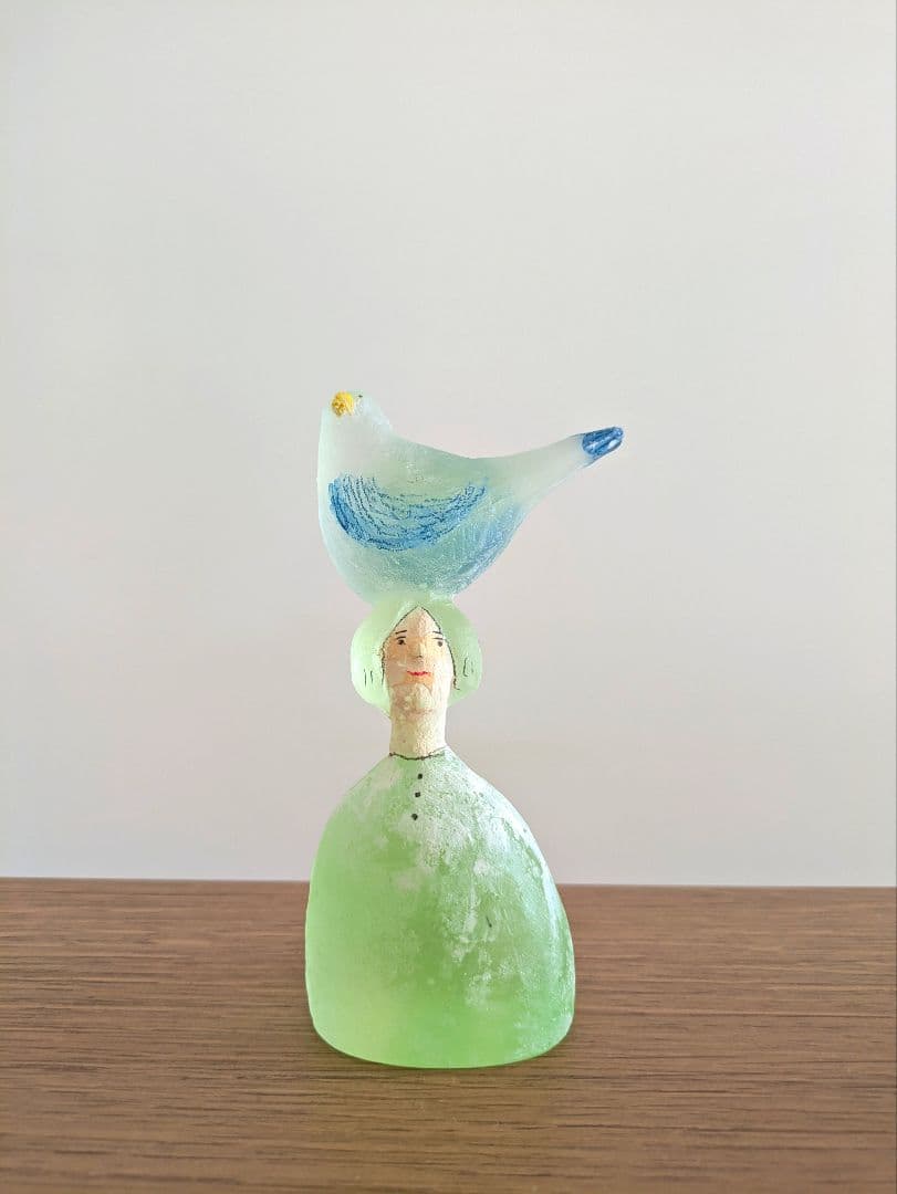 安達知江　ハンドメイド ガラスオブジェ girl　ガール　大