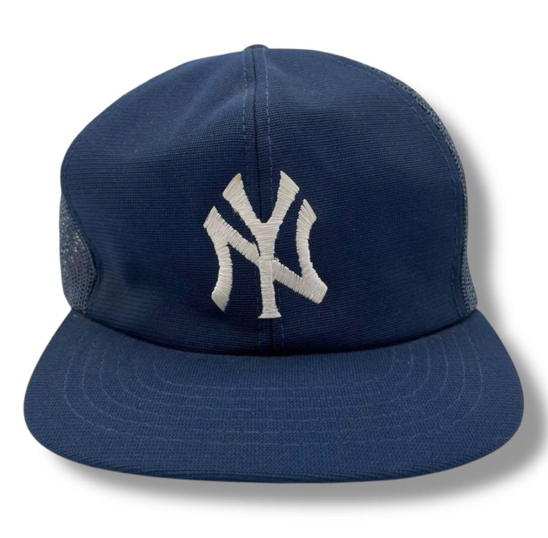 【超希少】80s ヤンキース メッシュキャップ AJD つば裏緑 デッドストック