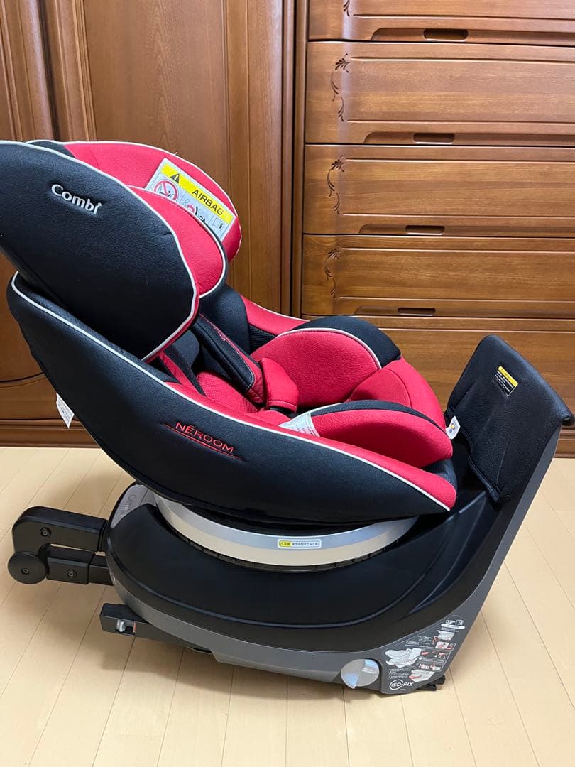 コンビ　チャイルドシート NEROOM ISOFIX