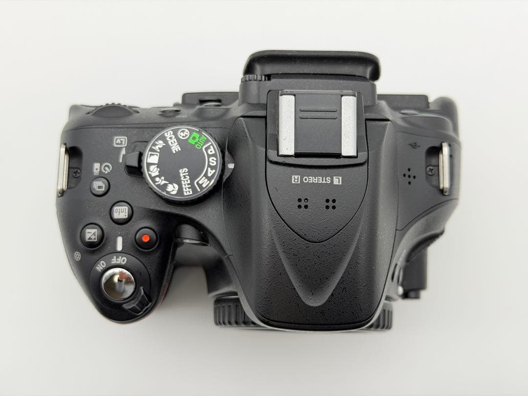 Nikon D5200 ボディ