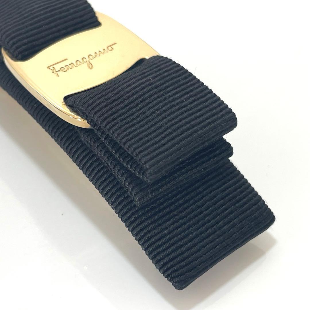 【美品・箱付き】フェラガモ ヴァラリボン バレッタ ブラック ゴールド金具