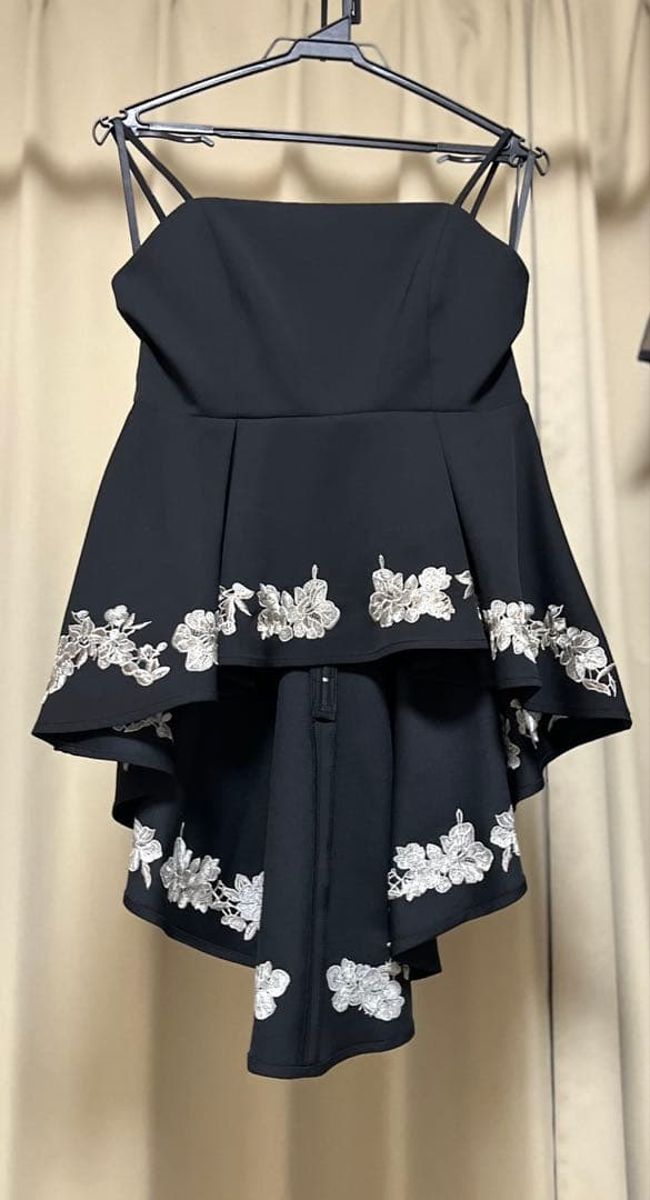 etoll 刺繍ペプラムビスチェ&Iラインドレスセットアップ