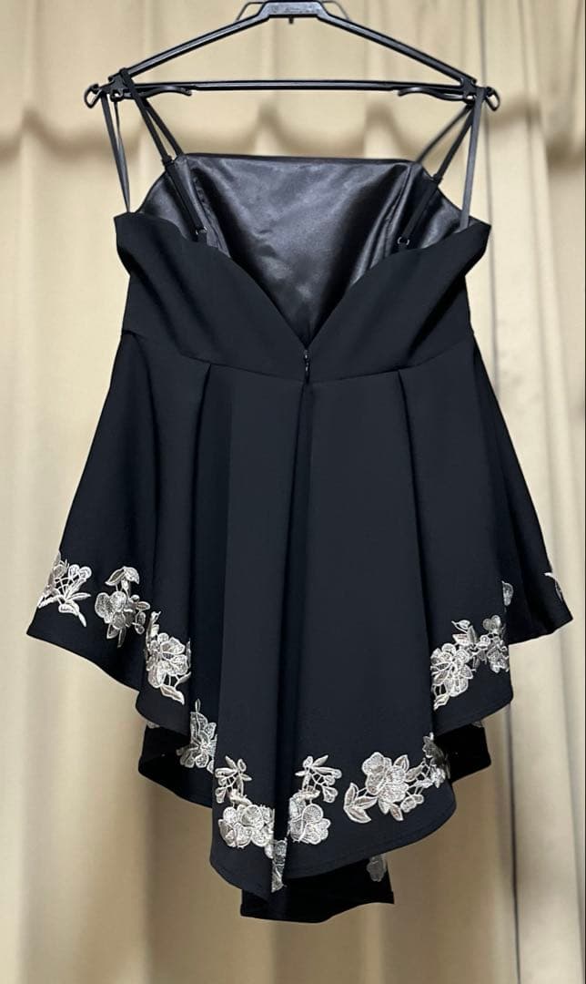 etoll 刺繍ペプラムビスチェ&Iラインドレスセットアップ