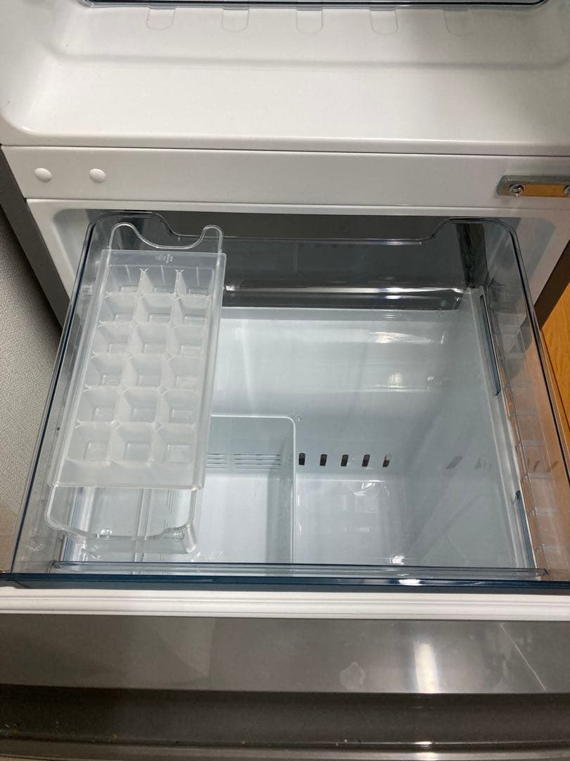 【一人暮らし用】HITACHI 冷蔵庫 RL-154NA