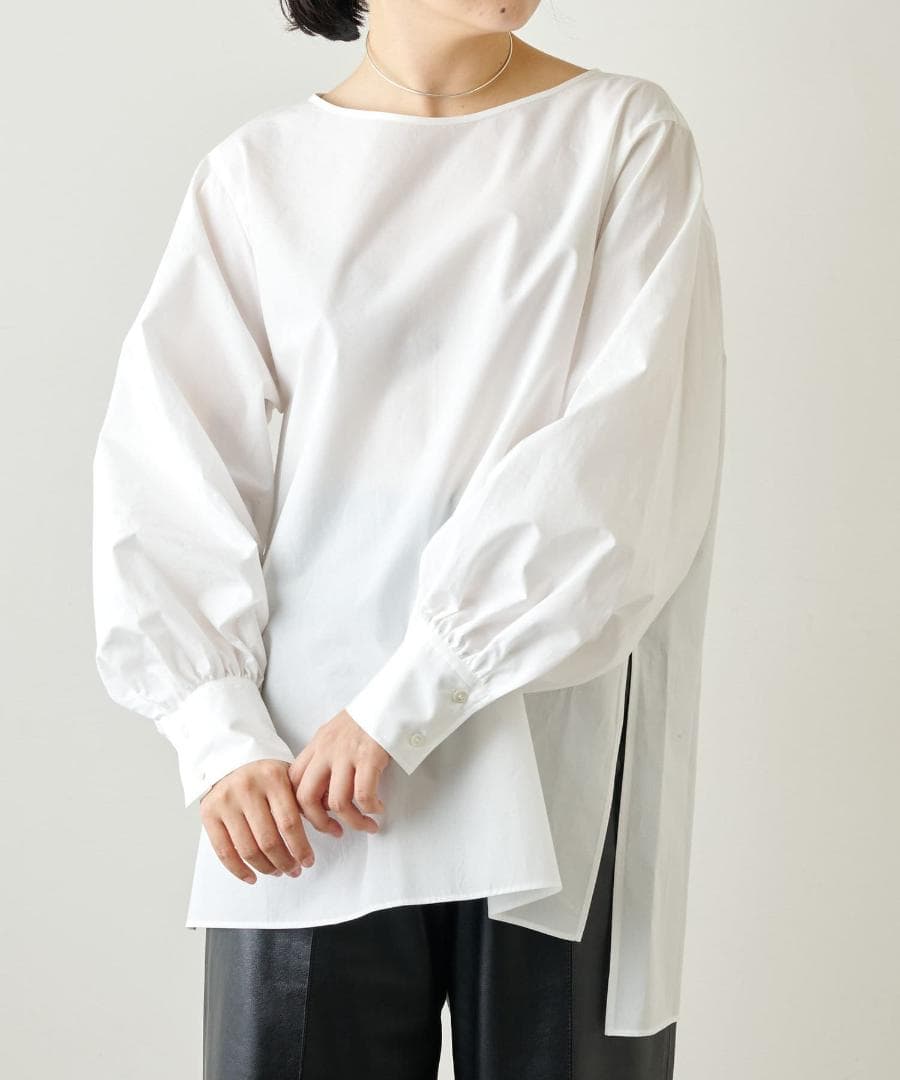 美品 ウィムガゼット 2万円 バックスリットのブラウス ホワイト D505