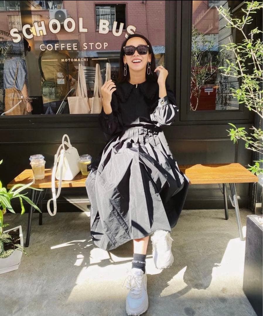 ⭐*️様 【新品】rosy monster ロージーモンスター フリル ジップワ