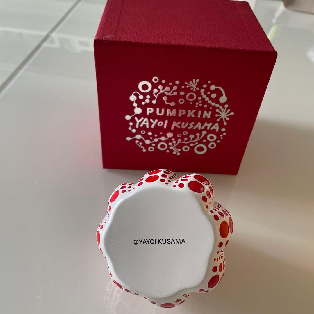 草間彌生 カボチャオブジェ・ペイパーウエイト赤白