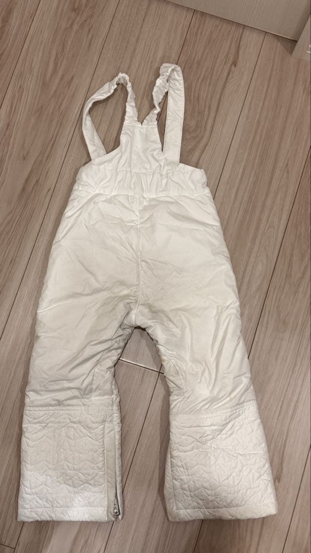 ホワイト キルティング スキーウェア 子供用