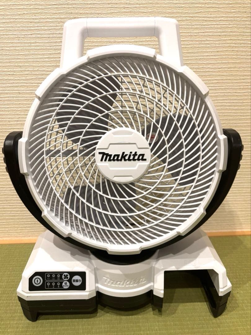 マキタ コードレスファン CF203D ACアダプター付き。