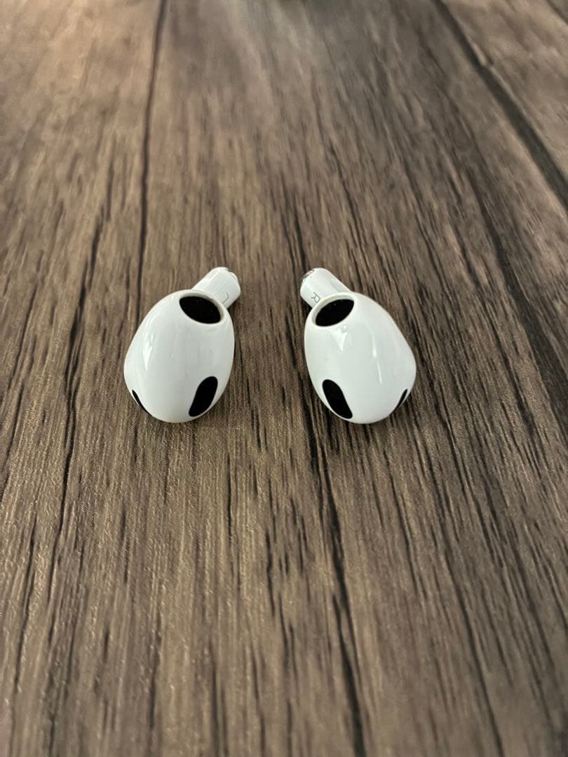 Apple AirPods 第三世代 本体