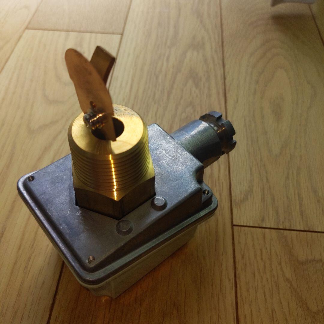 鷺宮製作所製品　フロースイッチ